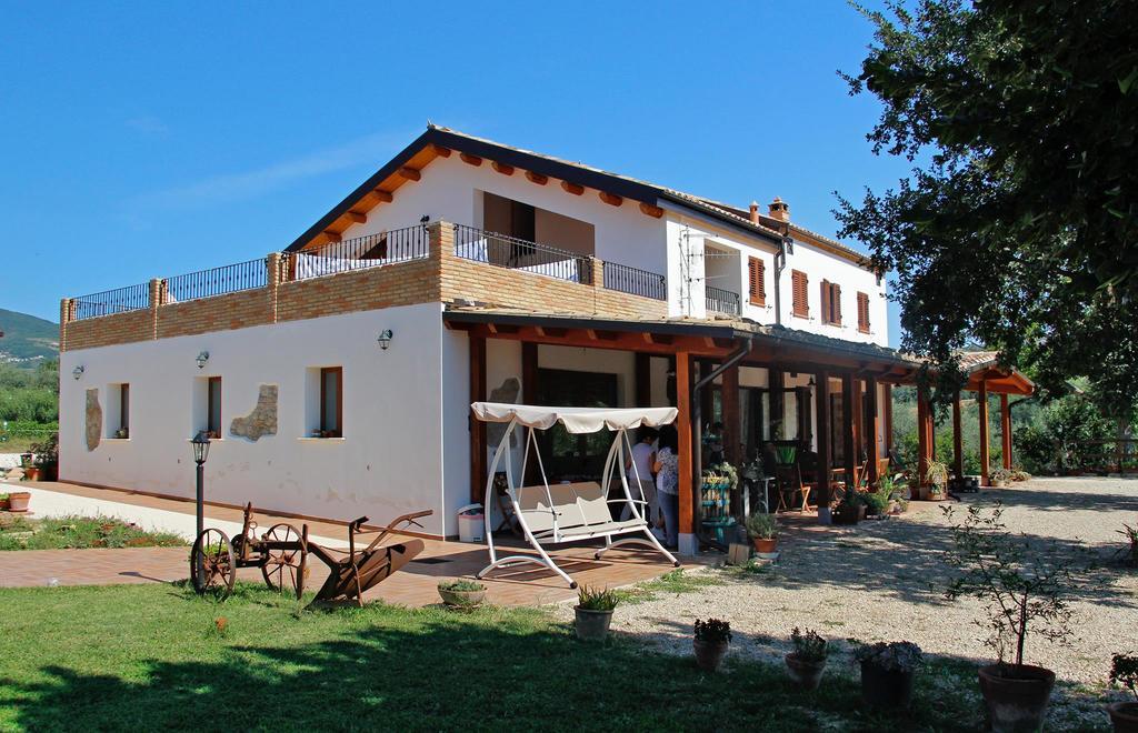 Masseria Spadone Villa Civitella Casanova Buitenkant foto